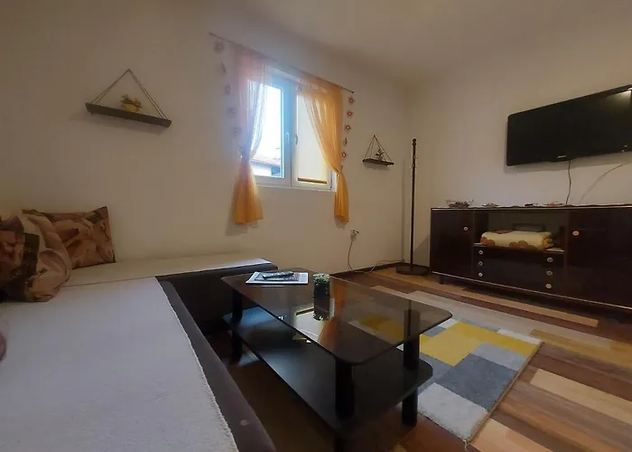 Pandora's Place Gostinjska kuća