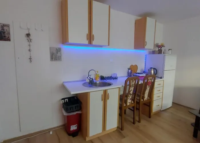 Gostinjska kuća Pandora's Place 3*